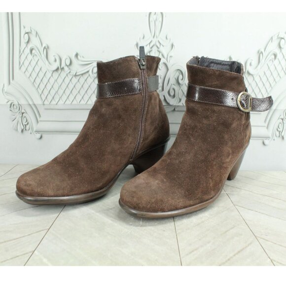 Dansko Hartley Women's Brown Suede Buckled Side Zip Ankle Boots Size 39 US 9 - Picture 3 of 9